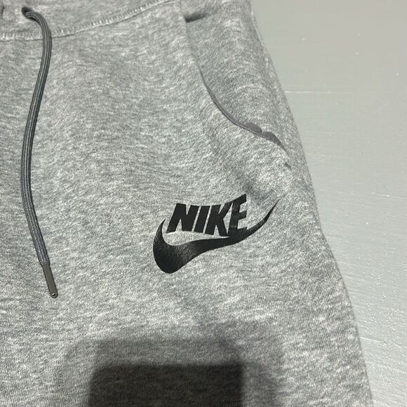 Nike Jogger Sweatpants - Picture 6 of 15